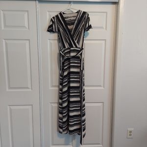 Donated - BaileyBlue Black and White Wrap Dress